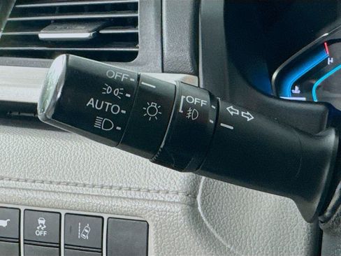 Used 2019 Honda Odyssey EX-L image 15