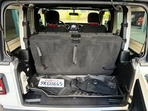 Used 2019 Jeep Wrangler Sport image 25