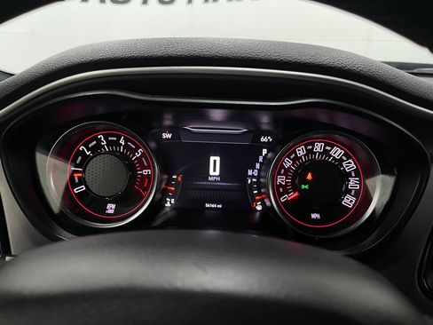 Used 2022 Dodge Challenger SXT RWD image 20