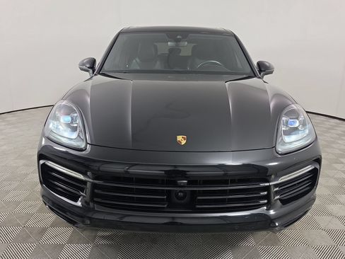 Used 2019 Porsche Cayenne E-Hybrid AWD/4WD image 2