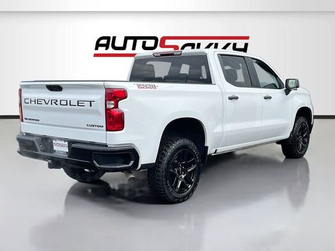 Used 2024 Chevrolet Silverado 1500 Custom Trail Boss w/ LPO, Dark Essentials Package AWD/4WD image 7