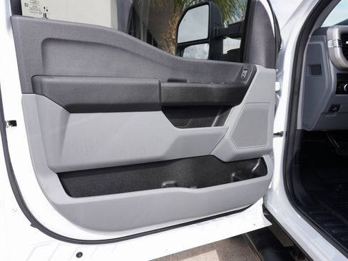 Used 2023 Ford F250 XL w/ FX4 Off-Road Package image 8