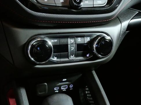 Used 2021 Chevrolet TrailBlazer RS w/ Sun and Liftgate Package AWD/4WD image 20