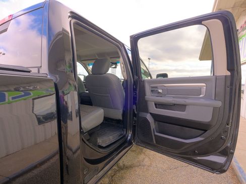 Used 2018 RAM 1500 Big Horn image 18