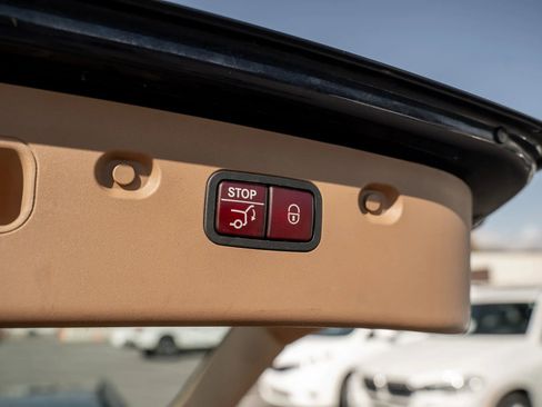 Used 2009 Mercedes-Benz E 350 4MATIC Wagon image 10