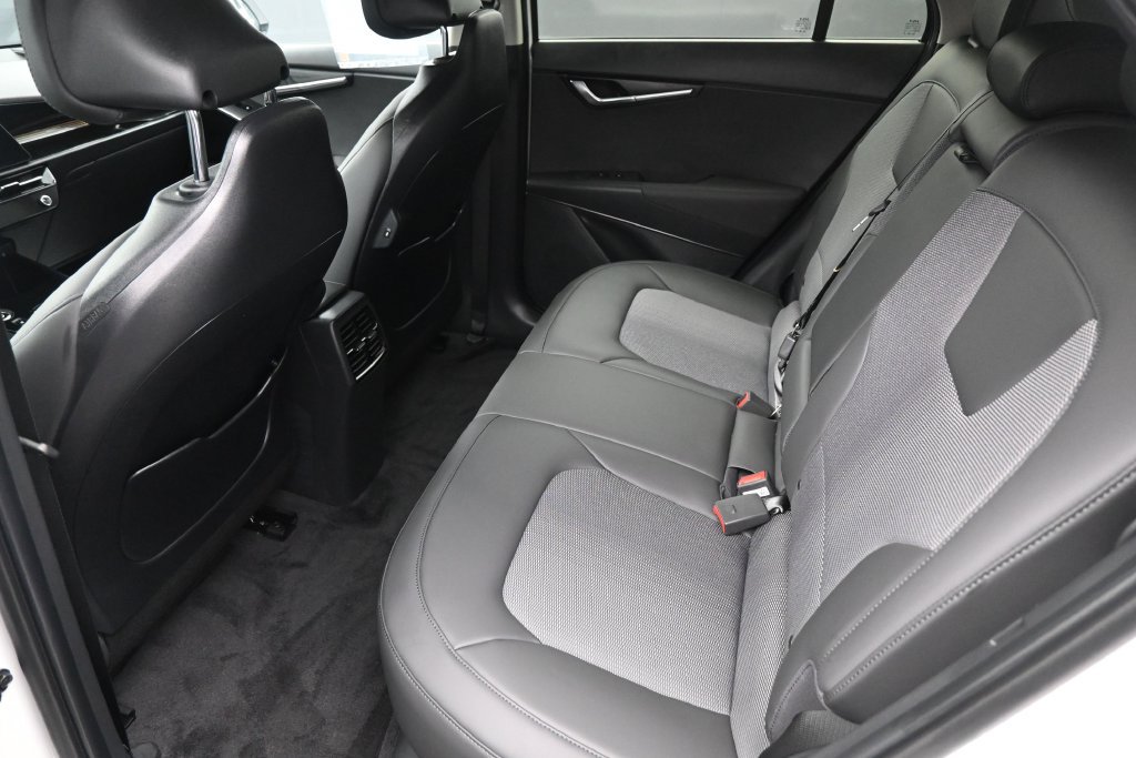 Used 2025 Kia Niro Wind w/ Wind Preserve Package FWD image 26