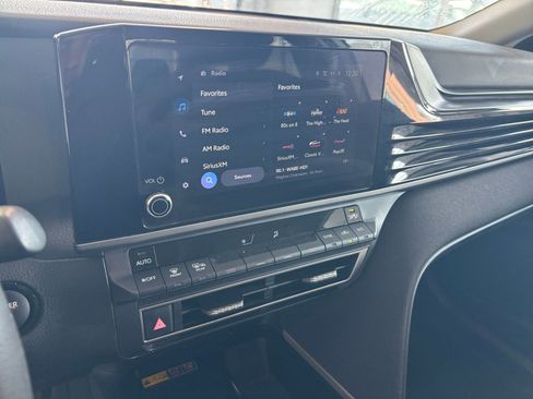 Used 2025 Toyota Camry LE image 25