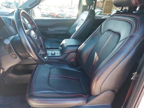 Used 2021 Ford Expedition Max Limited image 17