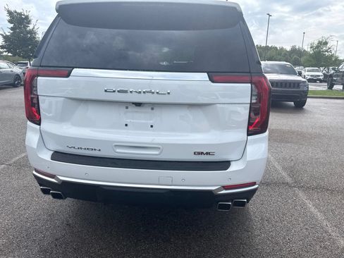 Used 2026 GMC Yukon Denali AWD/4WD image 6