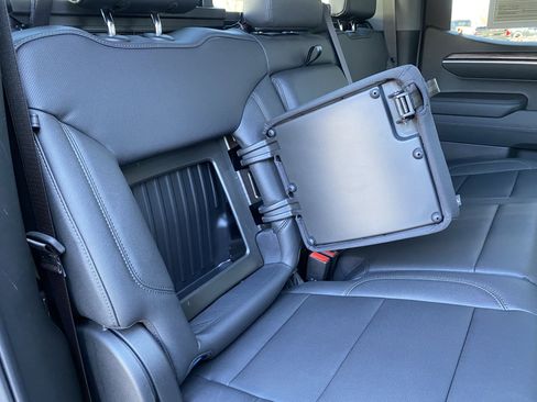 Used 2022 Chevrolet Silverado 1500 LTZ w/ LTZ Premium Package image 41