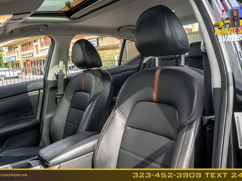 Used 2020 Nissan Sentra SR w/ Premium Package FWD image 12