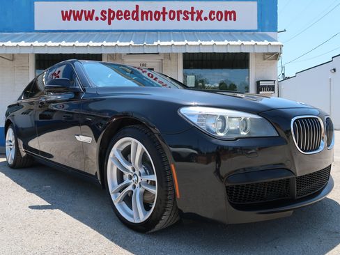 Used 2015 BMW 740i RWD image 6