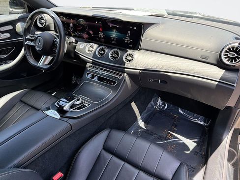 Used 2023 Mercedes-Benz E 450 Cabriolet image 30