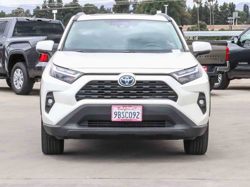 Used 2022 Toyota RAV4 XLE Premium AWD/4WD image 2