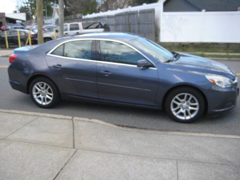 Used 2014 Chevrolet Malibu LT w/ Power Convenience Package image 4