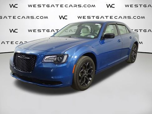 Used 2022 Chrysler 300 Touring w/ Sport Appearance Package image 1