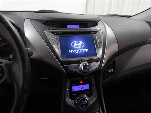 Used 2013 Hyundai Elantra Limited w/ Technology Pkg image 9