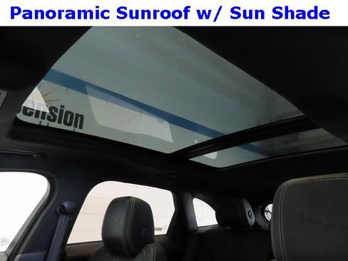 Used 2024 Jaguar F-PACE R-Dynamic S image 6