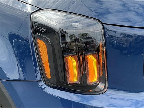 Used 2024 Kia Telluride EX X-Line image 33