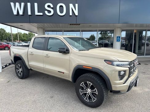 Used 2023 GMC Canyon AT4 w/ AT4 Premium Package AWD/4WD image 1