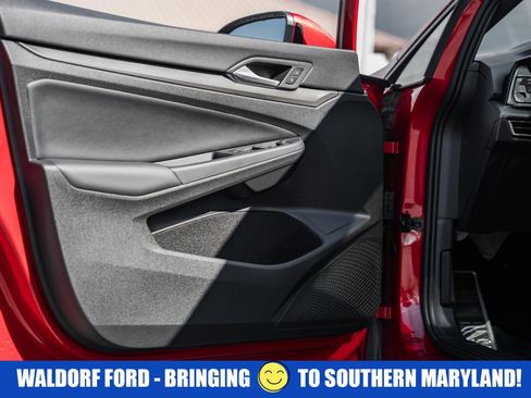 Used 2024 Volkswagen GTI Autobahn image 36