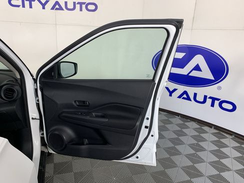 Used 2025 Nissan Kicks Play S FWD image 39