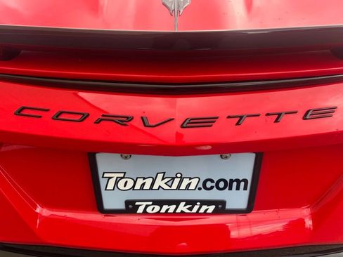 Used 2022 Chevrolet Corvette Stingray Convertible w/ Z51 Performance Package RWD image 24