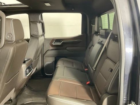 Used 2024 GMC Sierra 1500 Denali AWD/4WD image 33