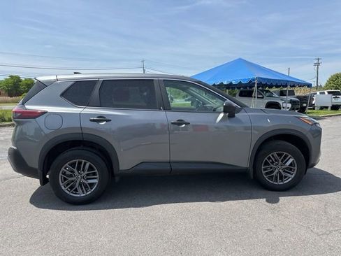 Used 2023 Nissan Rogue S AWD/4WD image 6