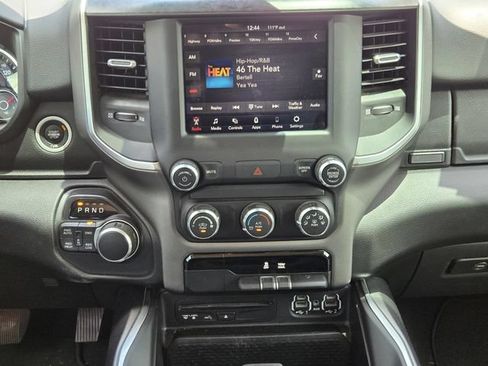 Used 2019 RAM 1500 Big Horn AWD/4WD image 14