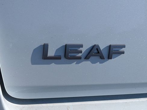 New 2026 Nissan Leaf Platinum+ FWD image 7