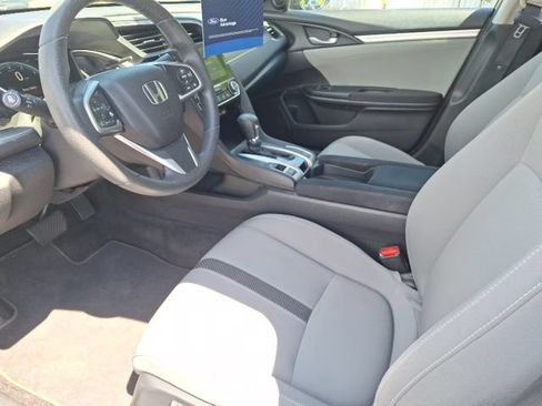 Used 2017 Honda Civic EX image 11