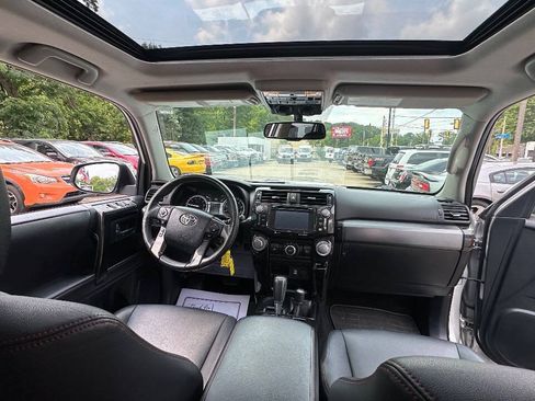 Used 2016 Toyota 4Runner Trail Premium w/ Four Season Floor Mat Package AWD/4WD image 11