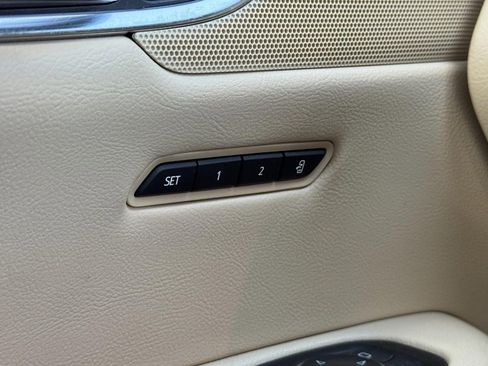 Used 2019 Cadillac XT5 Luxury image 16