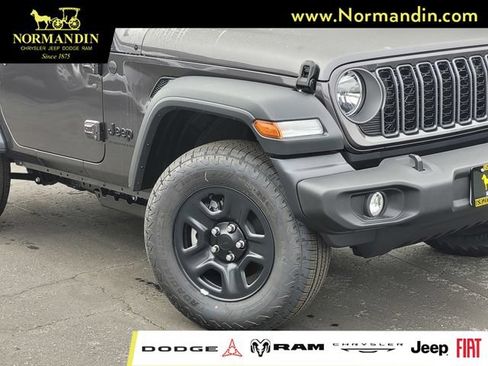 New 2026 Jeep Wrangler Sport AWD/4WD image 3