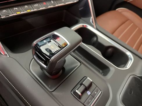 Certified 2025 GMC Sierra 1500 Denali Ultimate image 32