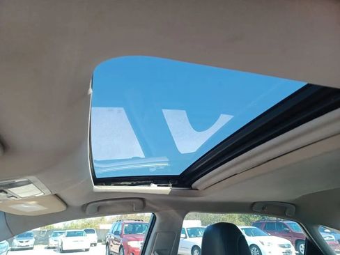 Used 2013 Toyota Avalon XLE Touring image 16