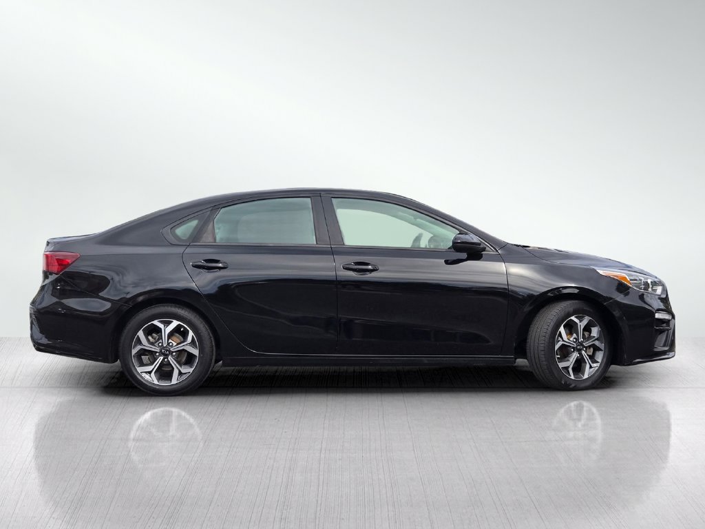 Used 2020 Kia Forte LXS FWD image 4