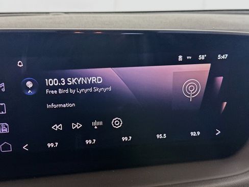 Used 2024 Buick Encore GX Sport Touring w/ Comfort Package image 21