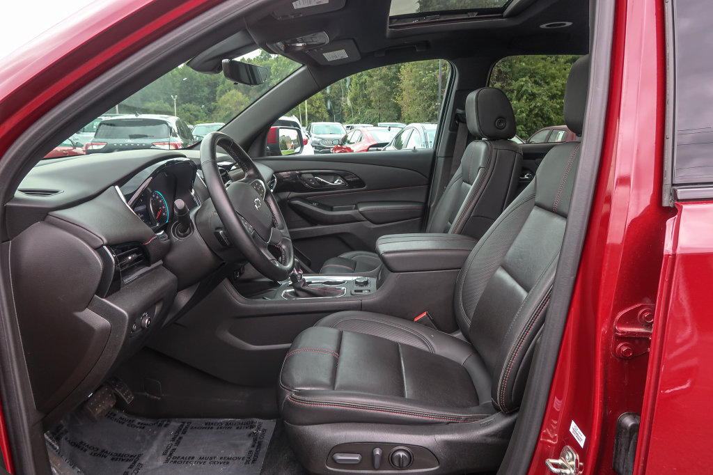 Used 2023 Chevrolet Traverse RS AWD/4WD image 27