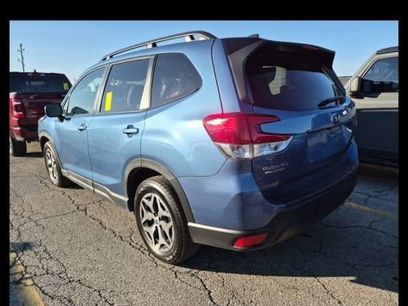 Used 2024 Subaru Forester Premium w/ POP Package 1