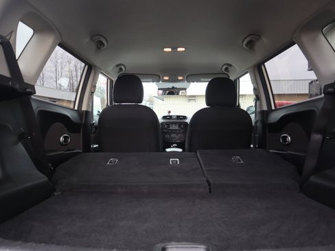 Used 2016 Kia Soul + image 42