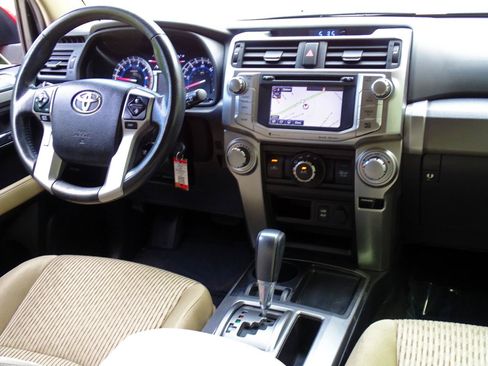 Used 2018 Toyota 4Runner SR5 RWD image 27