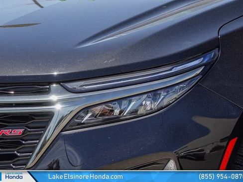 Used 2022 Chevrolet Equinox RS w/ RS Leather Package FWD image 5