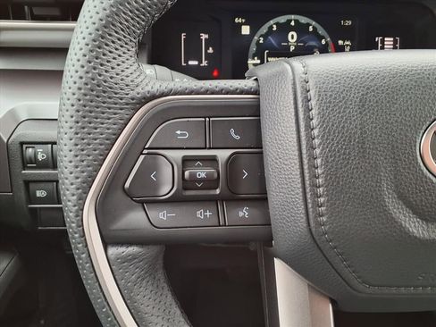 Certified 2025 Toyota Tacoma SR5 image 23