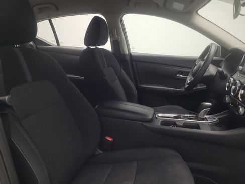 Used 2025 Nissan Sentra SV FWD image 21
