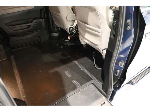 Used 2019 Honda Odyssey EX-L image 19
