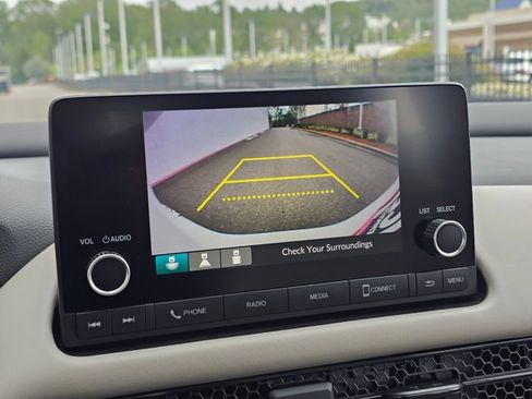 Used 2025 Honda HR-V LX image 25