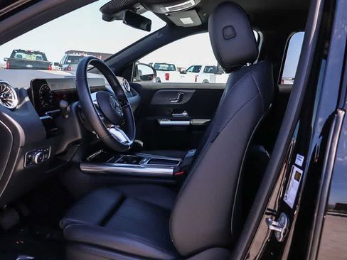 Used 2025 Mercedes-Benz GLA 250 image 18