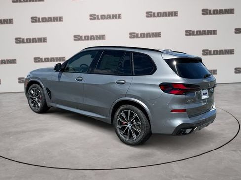 New 2026 BMW X5 xDrive40i w/ M Sport Package AWD/4WD image 3